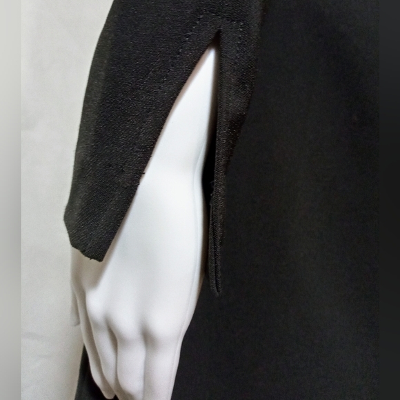 H&M Black L/S Ruffle Front Dress - Picture 5 of 5